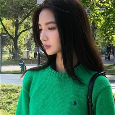 她的微笑和圈套